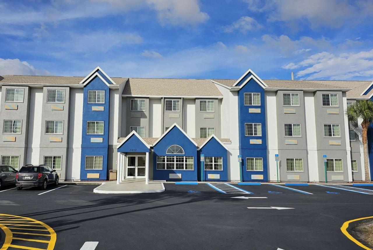 Microtel Inn & Suites By Wyndham Bushnell Luaran gambar